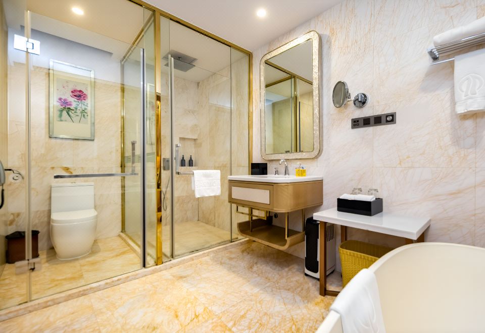 高级特惠大床房-高速WIFI-深泡浴缸-全景落地窗