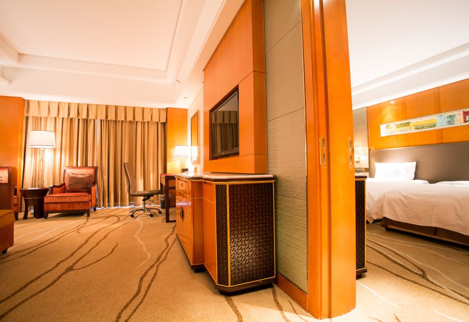 豪华长城景观家庭连通房