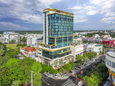 Cosmo Stars Hotel Bac Lieu Ξενοδοχεία στην πόλη 