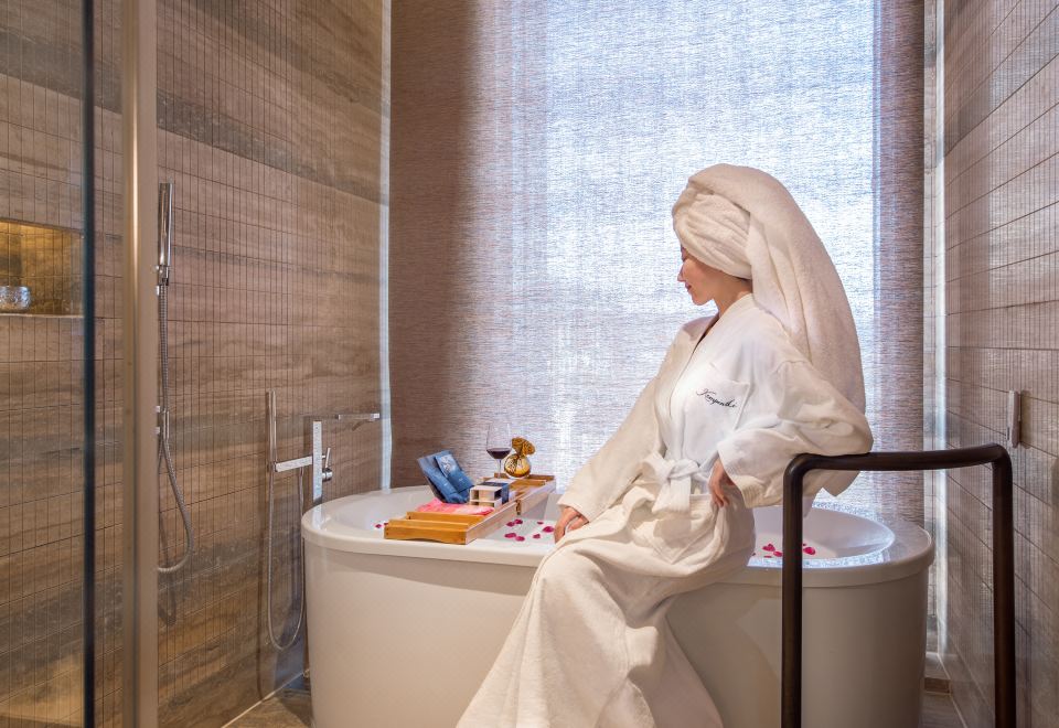 浪漫约会时刻园景阳台大床房