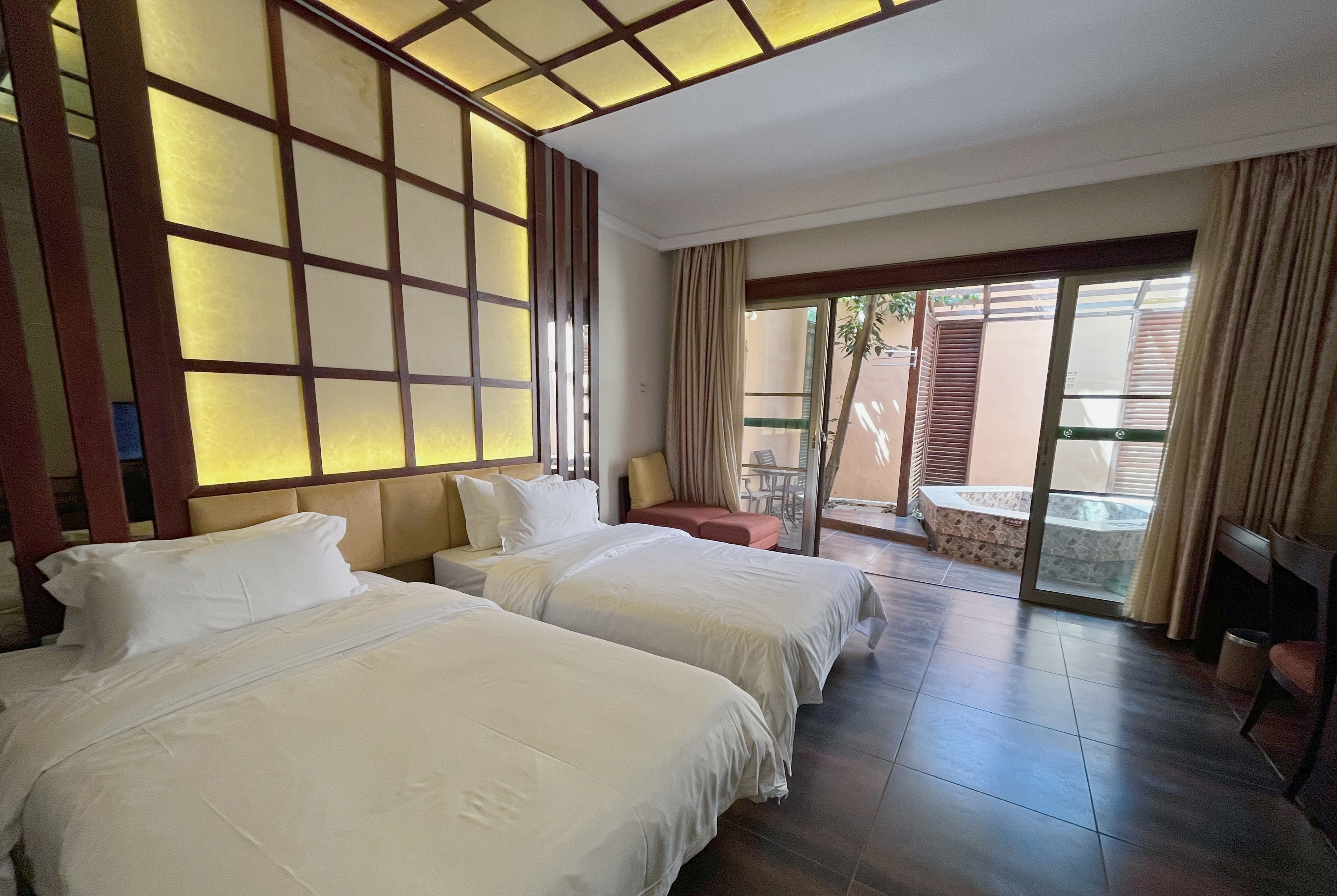 庭院别墅花园复式房|独立温泉池