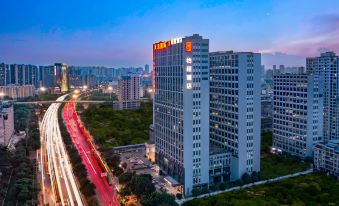 Yicheng Hotel (Nanning Jiangnan Wanda Baisha Avenue)