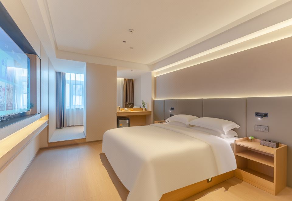 Selected Queen Room