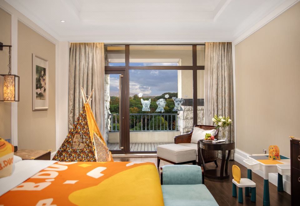 WUXI TAIHU HOTELB.duck Family Theme Room