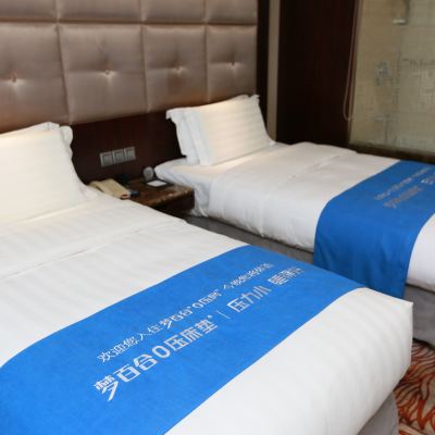 舒睡零壓雙床房（夢百合深睡護脊床墊+靜謐+浴缸） 黑龍江金谷大廈（中央大街店）優惠