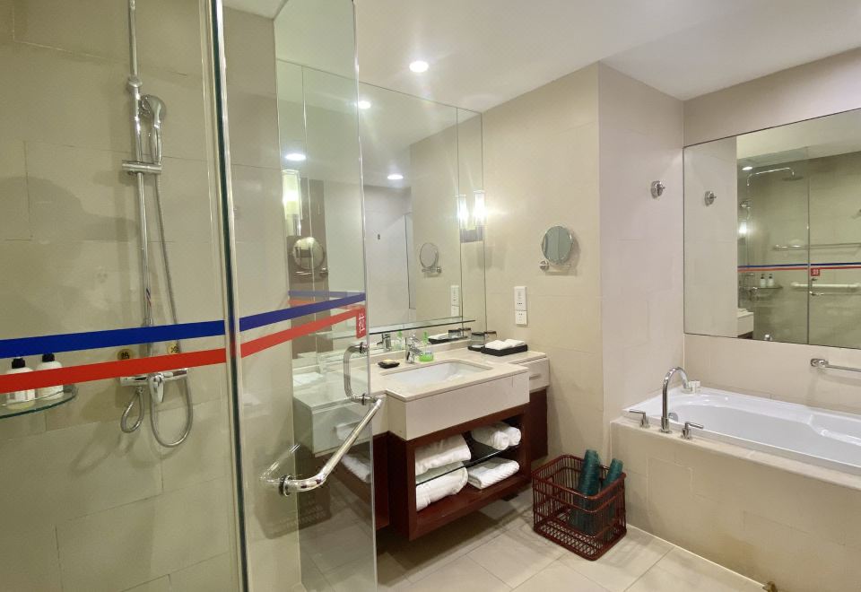 East Lake Hotel WuhanBaihua 2# Scenic Suite