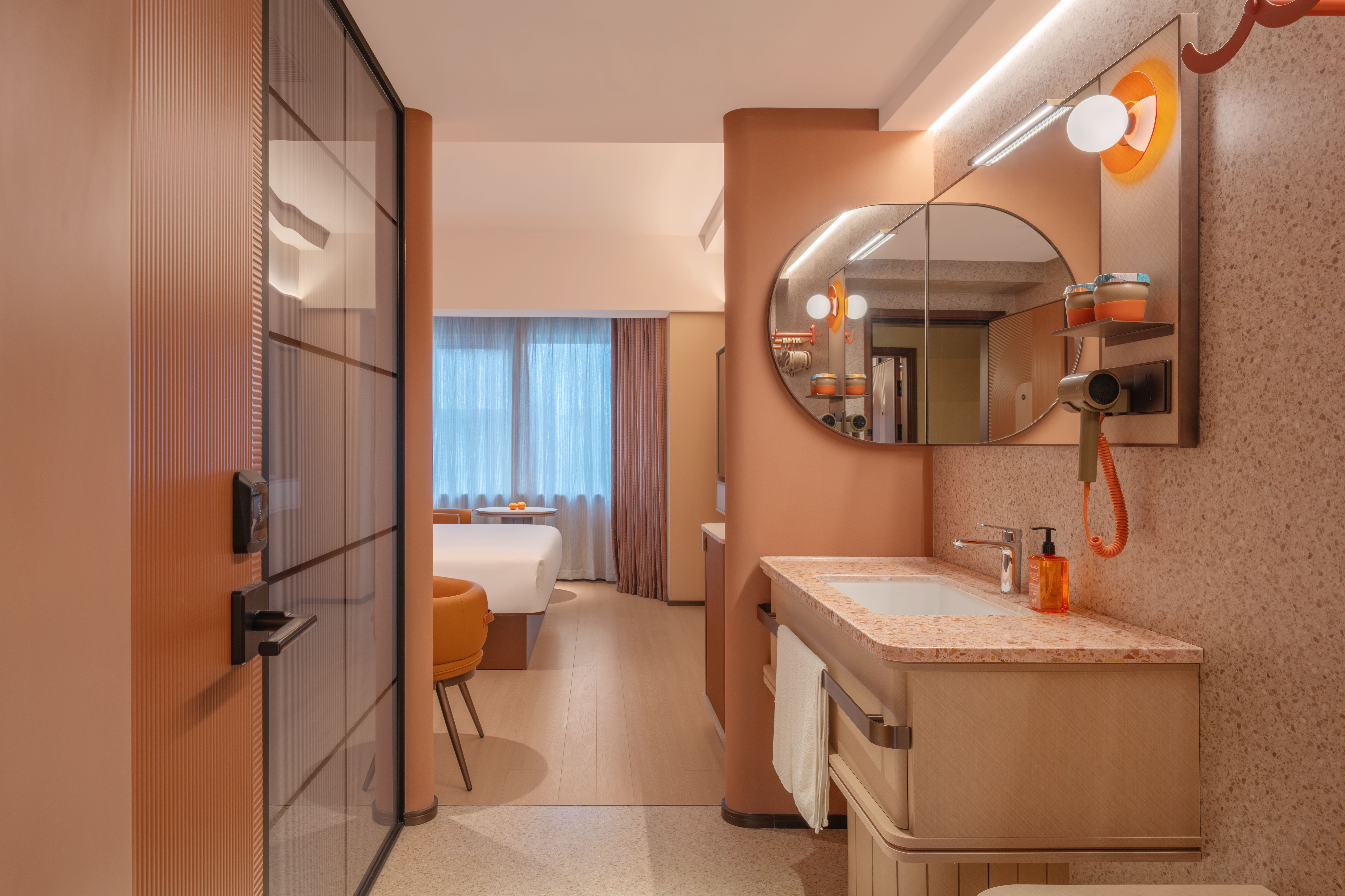 桔子精选商务大床房（65寸电视投屏+冰箱+智能马桶）