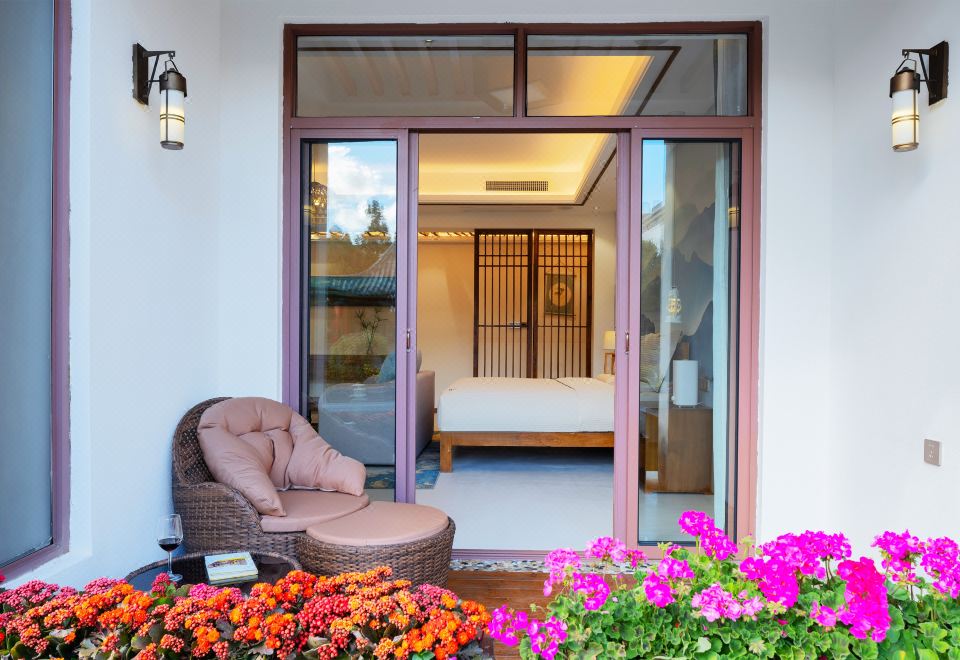 水系景观大床套房