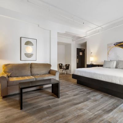 Deluxe Plus Room Hotel Port-Royal Promo Code