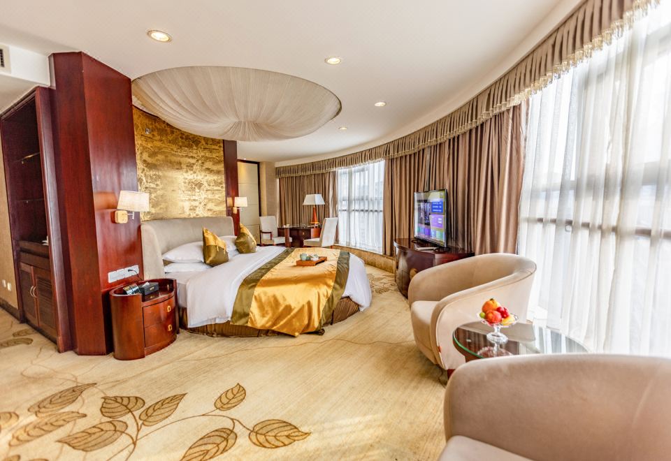 豪华景观圆床房