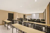 Barluna Hotel (Yanji Yanbian University West Market Branch)