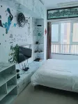 Kaisheng Homestay (Langfang Railway Station Wanda Plaza)