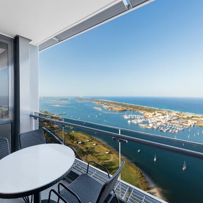 Three Bedroom Balcony Ocean Suite Meriton Suites Southport Promo Code