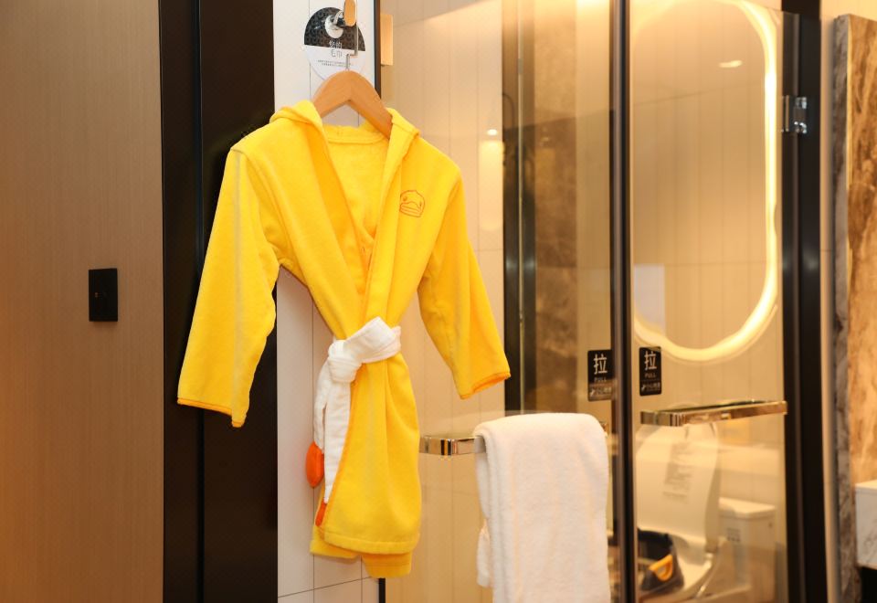 Sheraton Taizhou HotelB.Duck Family Twin Room