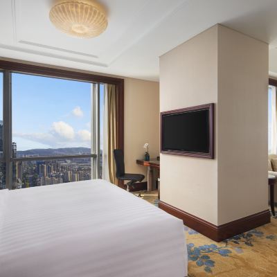 180度超豪華天際城景大床房- 坐擁都市靈動全景 蘇州香格里拉大酒店優惠