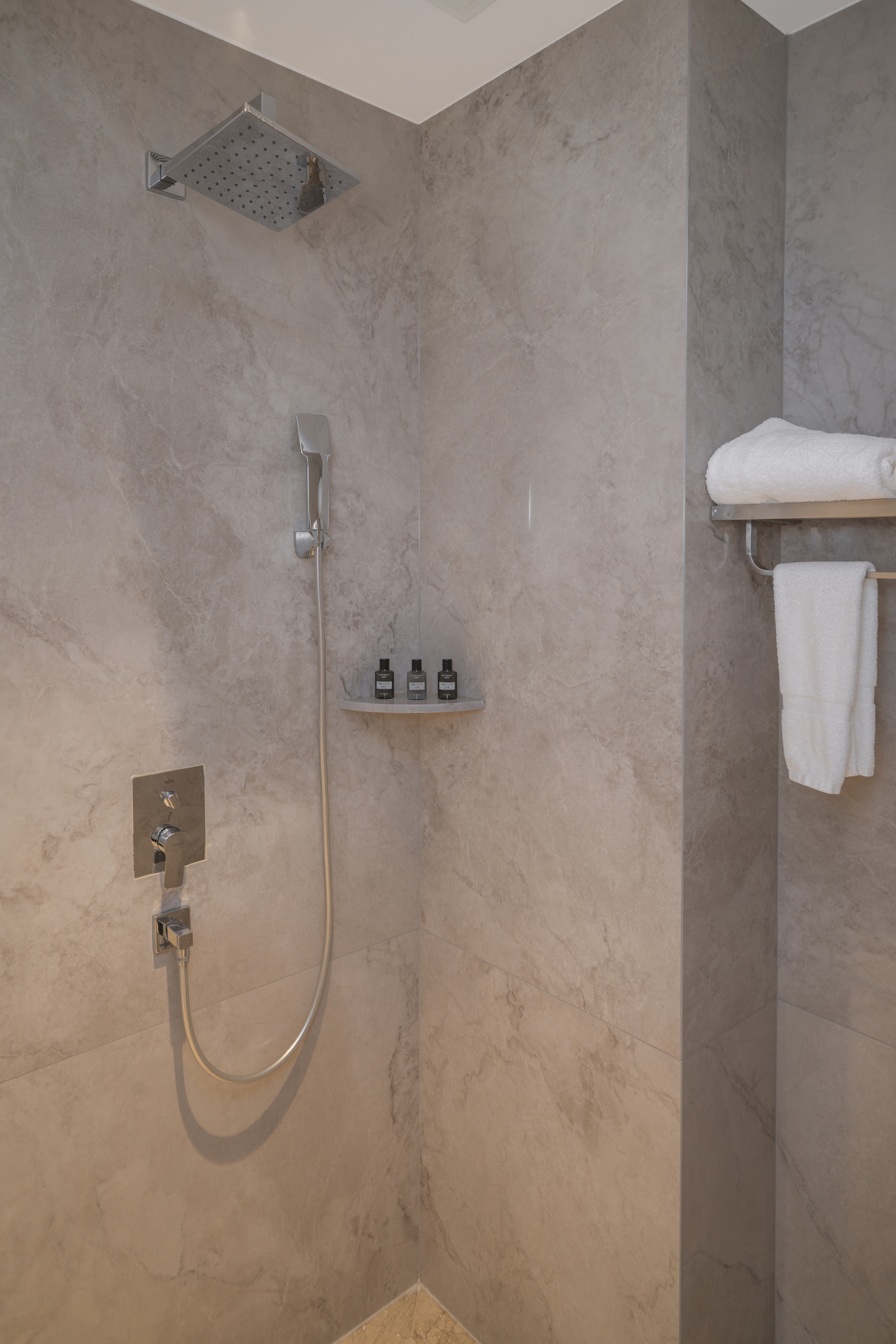 欢乐家庭亲子套房【大客厅+小童帐篷+双衞智能马桶】