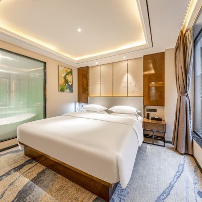 尊享·行政套房【庭院美景+住娛分區+私享浴缸】 昆明品華悦家酒店優惠