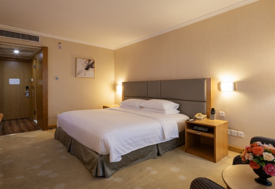 Beijing Xinqiao HotelDeluxe Queen Room