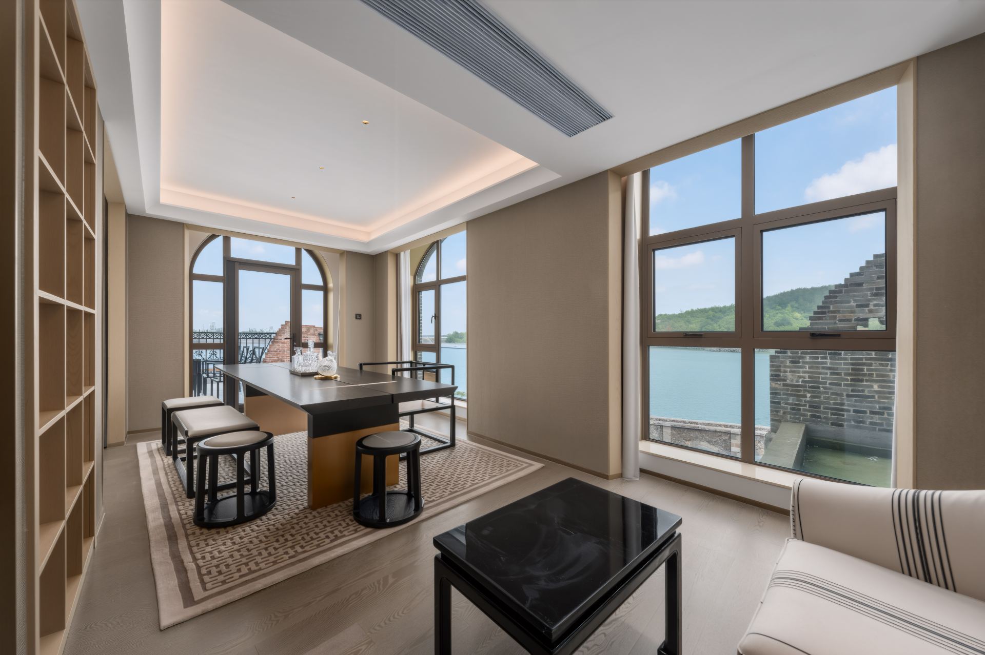 Yunxiu Scenic Suite
