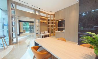 Millennium Hotel Chengdu - Housity