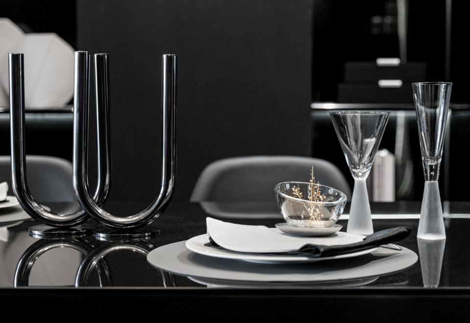 三房行政公寓套房