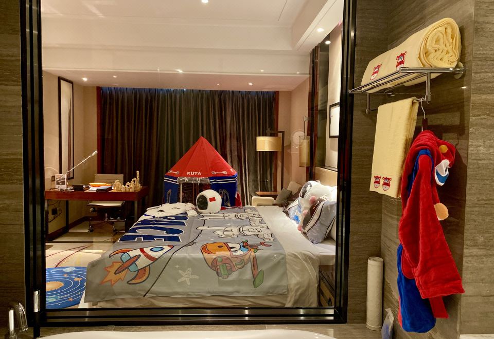 酷芽親子主題豪華大床房