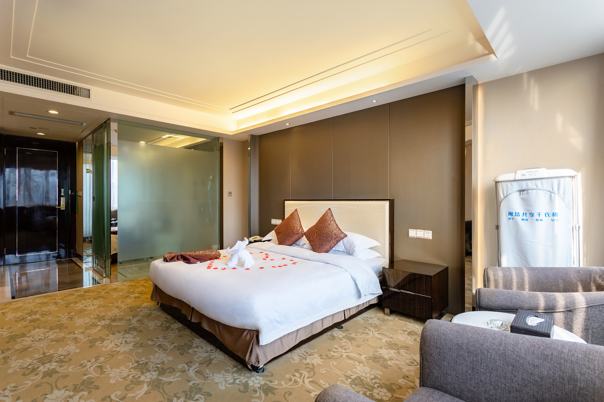 云享·温馨大床房