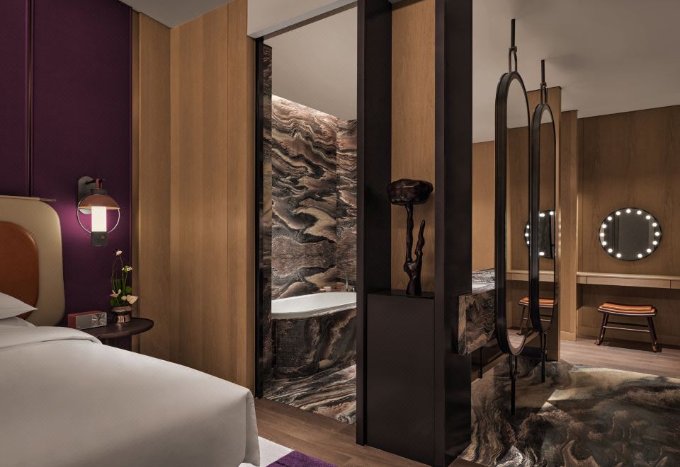 Andaz Nanjing HexiCapital Suite