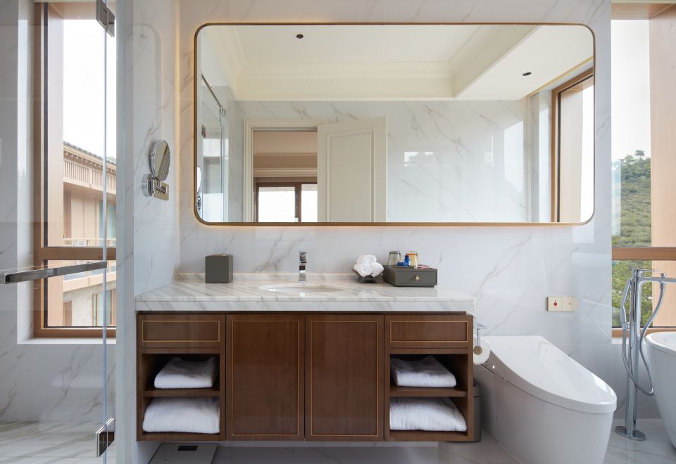 觀云兩層兩居別墅