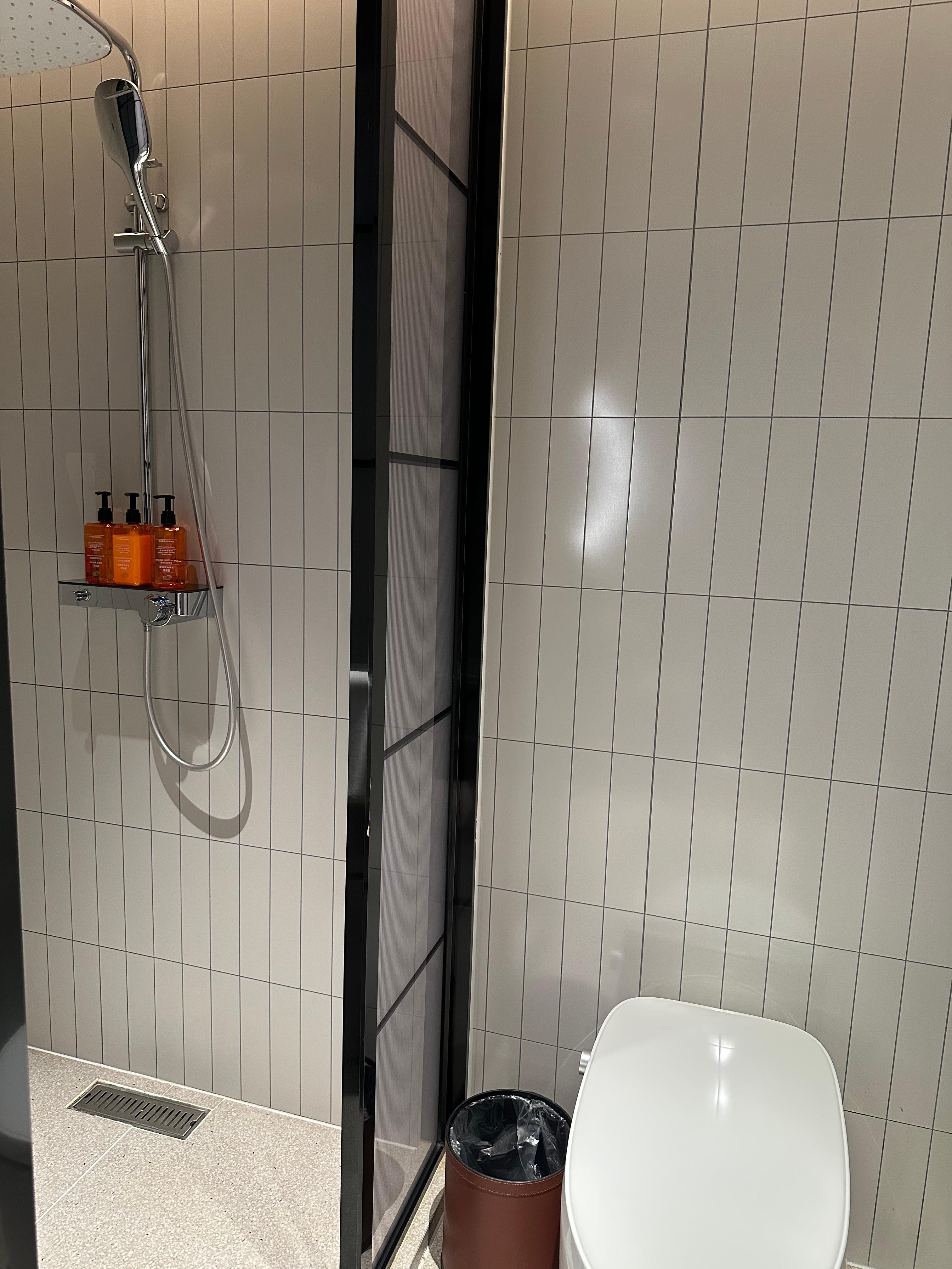 双床房（65寸投屏电视+冰箱+好眠床垫）