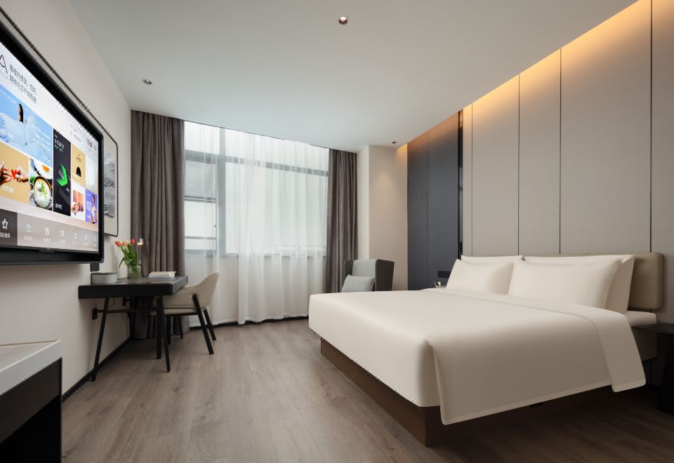 Executive Queen Room