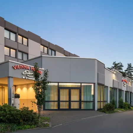 Vienna House Easy Frankfurt Airport Kelsterbach by Sunday Hotels