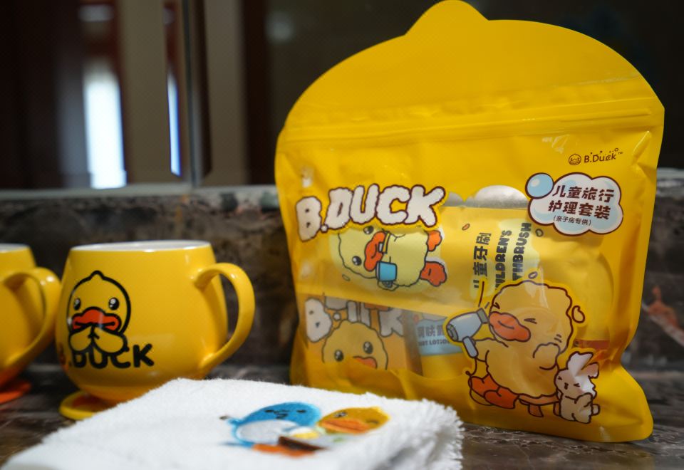 河景三室小黄鸭亲子套房