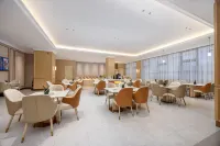 Vienna Hotel (Zhenfeng Branch)