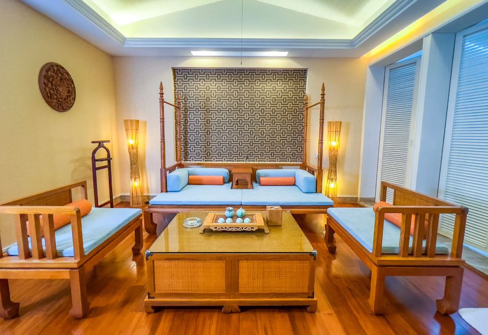 观星套房-玻璃天窗-泡池观星-大客厅