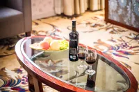 TOWO Hotel (Xining Central Shopping Plaza)
