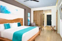 Cristalino Lagoon Front Hotel, Restaurant & Spa