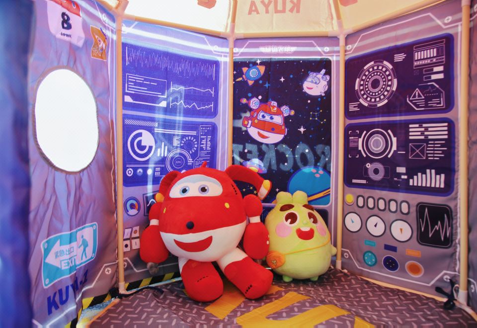 超级飞侠星际主题套房亲子房