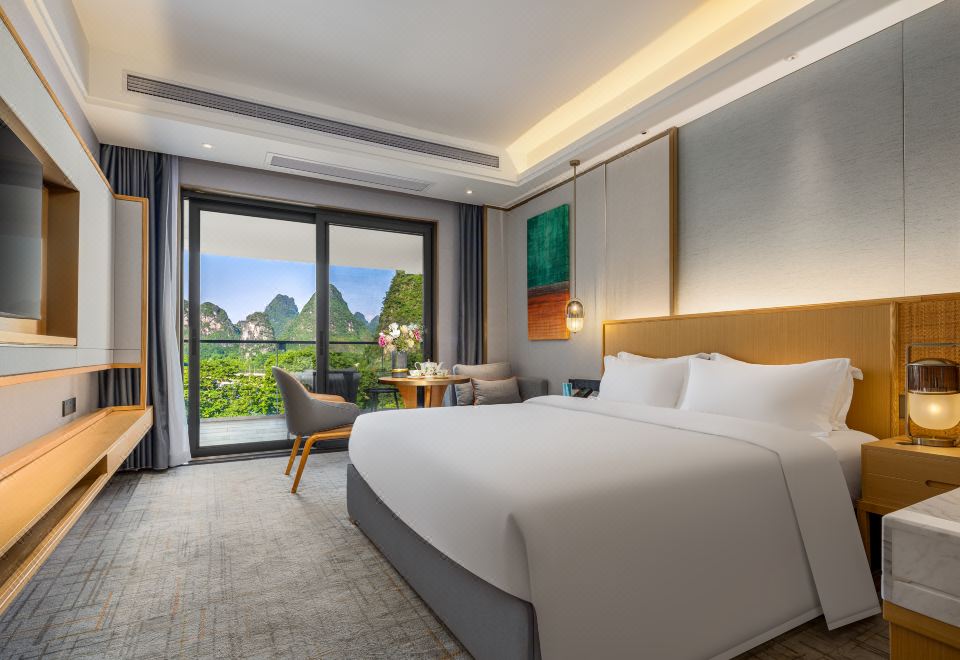 Shixi Landscape HotelGuestroom - River-View (Double Bed) (Bathtub, Balcony)