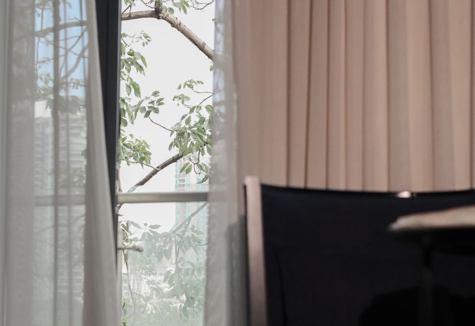 水舞·江景阳台套房（180°江景观景阳台+高奢洗护品）