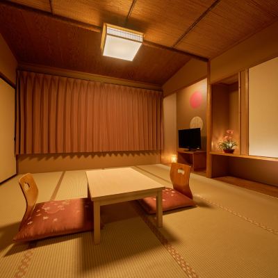 【禁煙】エコノミー和室 内風呂あり(眺望なし) 湯快リゾート 山中温泉 花・彩朝楽〈女性専用旅館〉 クーポン