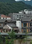 Pingwu Long'an Chinese Inn