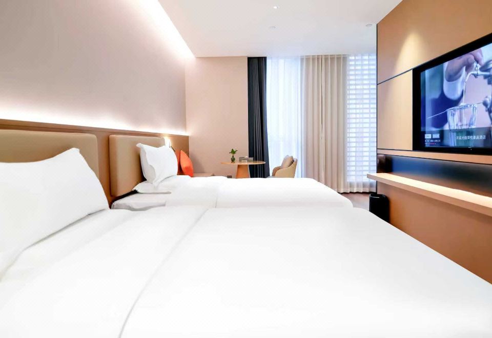 悅奢雙床房︱記憶床墊︱全屋聲控︱記憶枕︱智能投屏