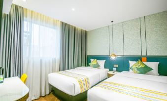 Puxi Hotel (Changsha Wuyi Square South Gate Metro Station Branch)