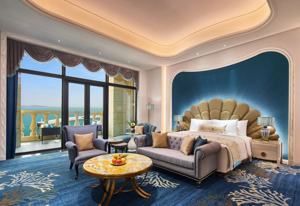 Wanda Vista Qingdao Oriental Film City HotelExecutive Sea View Suite