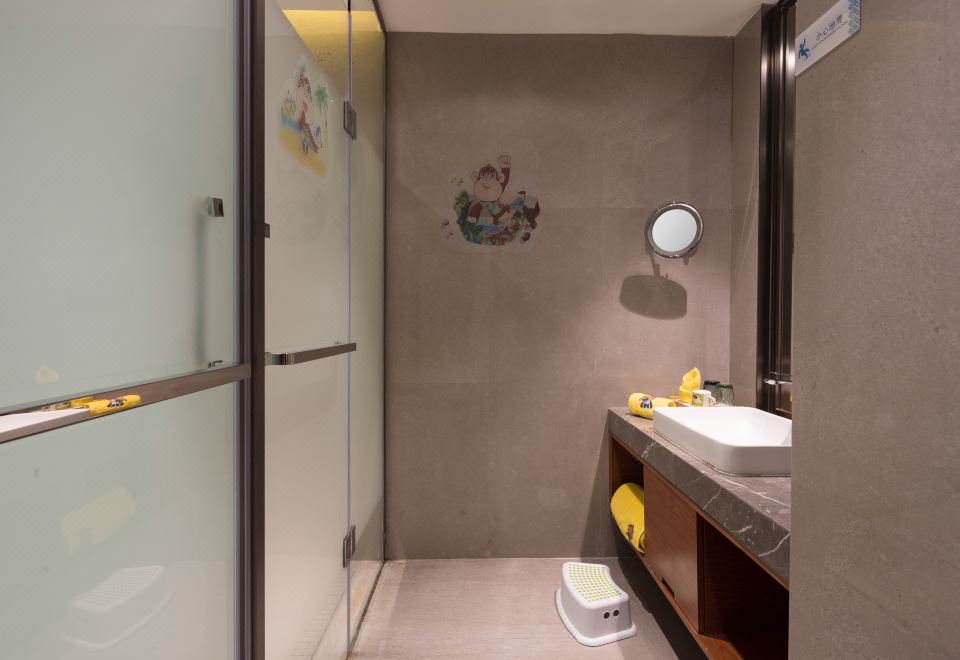 Wyndham NankunshanStar Treasure Family Twin Room