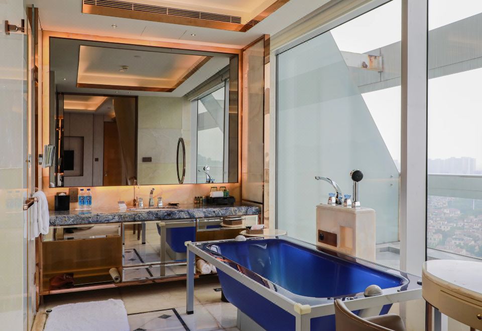 头等舱服务·270°双层复式家庭双床套房