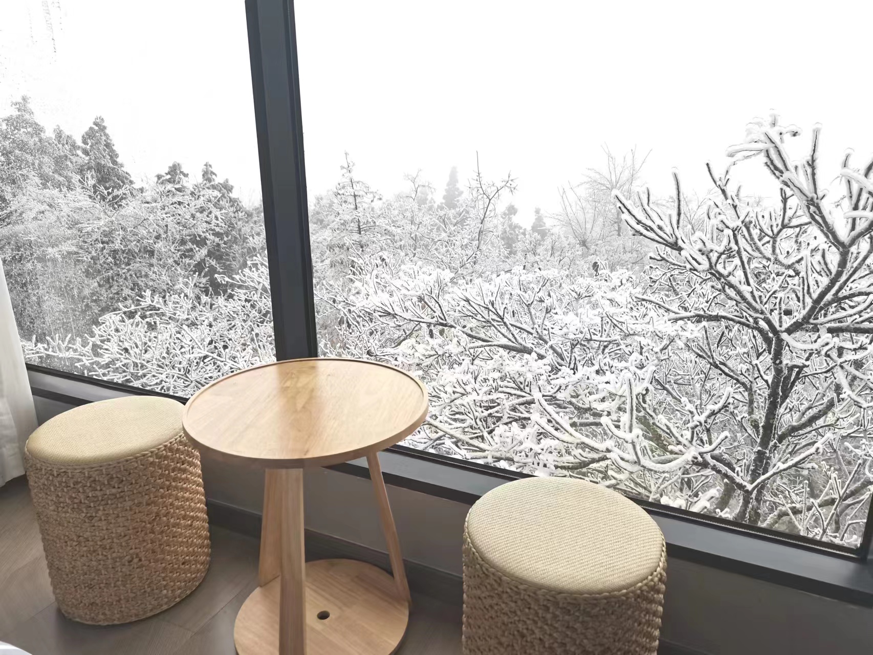 云巅｜观景双床房（超大观景玻璃）