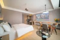 KMF Shadow Stay Smart Hotel(Zhenfeng Bus Station Zhenfeng Ancient City Store)
