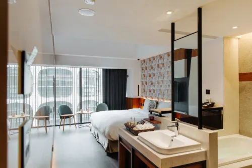 CHECK inn Taichung Zhongshan